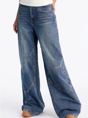 low-Rise Wide Leg Patchwork Jeans in Blue